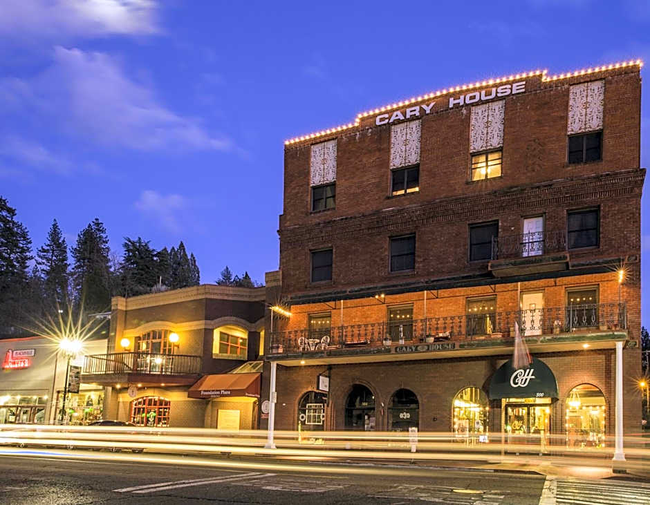 Historic Cary House Hotel