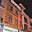 S ROSE HOTEL