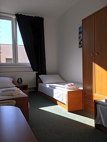 Economy Twin Room