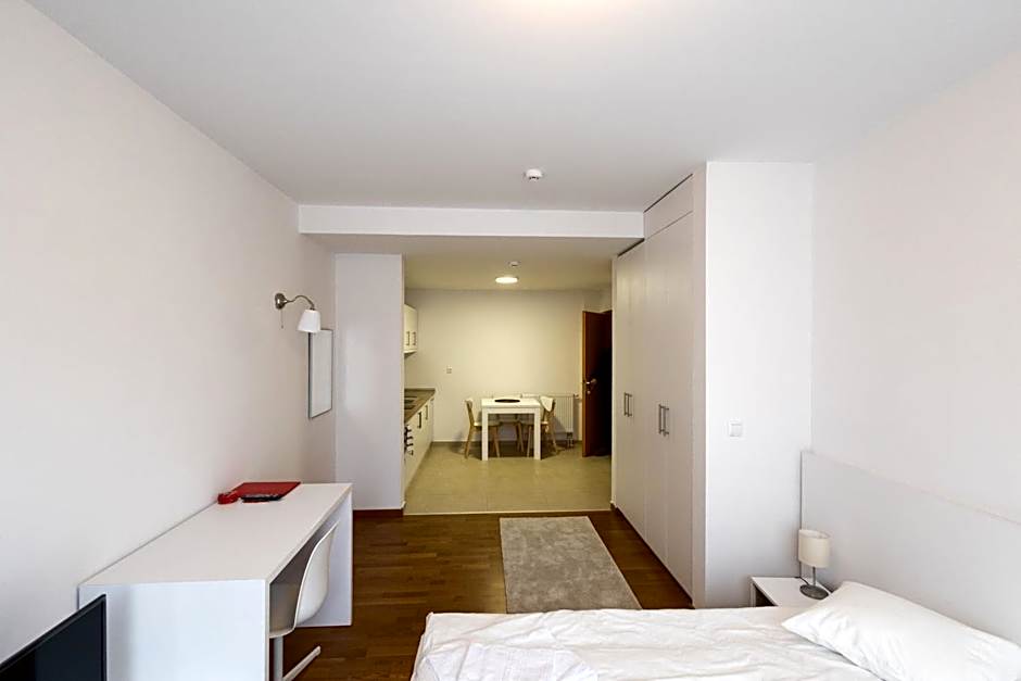 MERKUR APARTMENTS - SELF CHECK-in