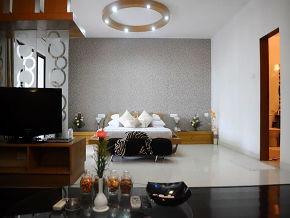 The New Marrion Hotel