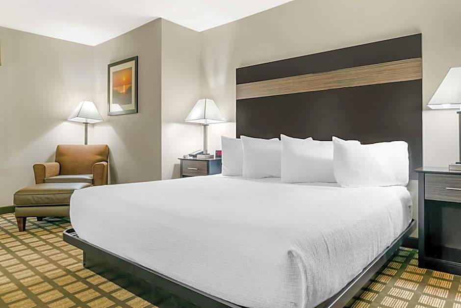 Best Western Beacon Inn