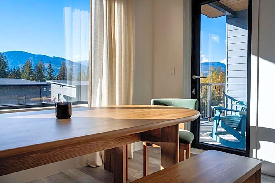 Snowed Inn - Stunning 3 Bedroom Condo