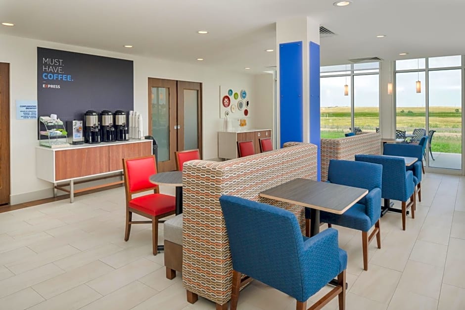 Holiday Inn Express & Suites - Chadron By IHG