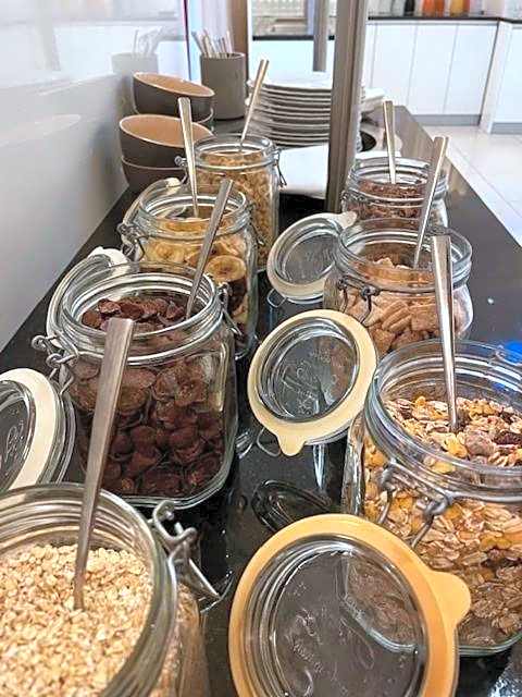 Lake's - My Lake Hotel