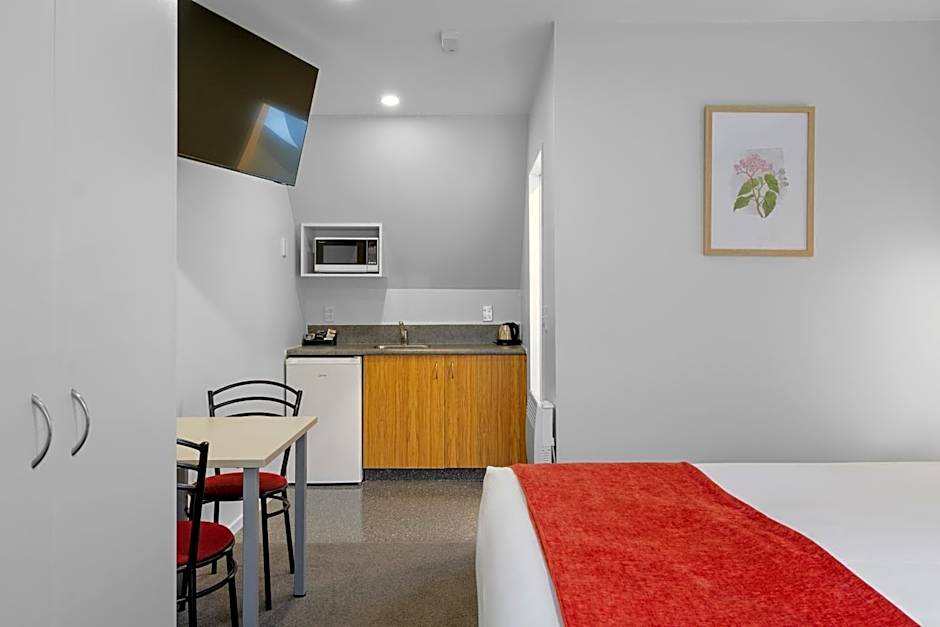 Bella Vista Motel and Apartments