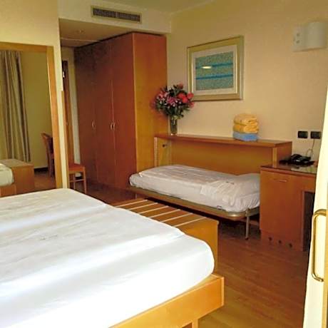 Superior Triple Room with Balcony