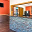 Super 8 by Wyndham Lincoln West
