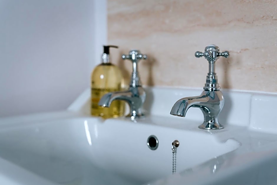 Ivy House Cornwall B&B – St. Austell