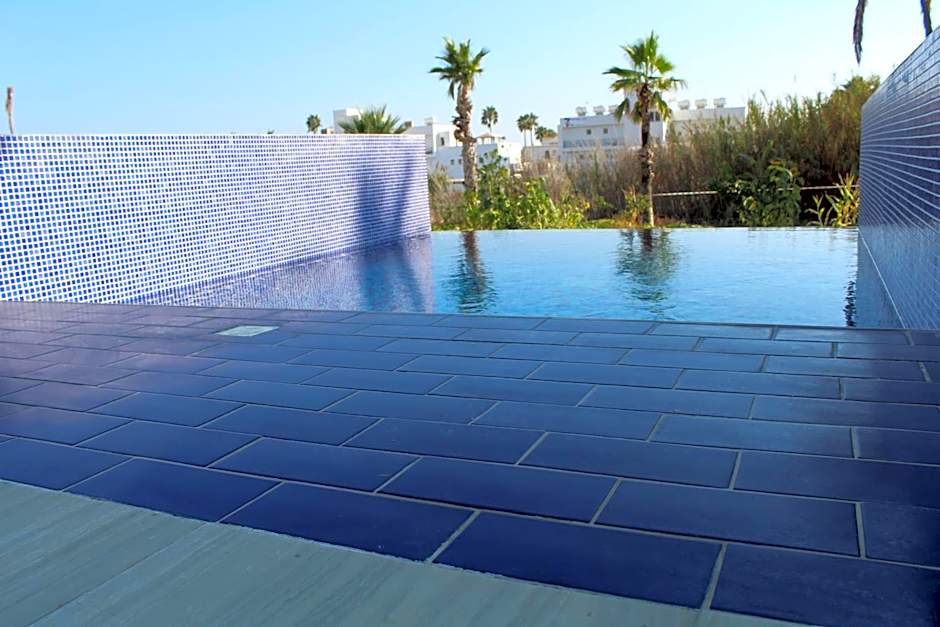 Fedrania Gardens Hotel