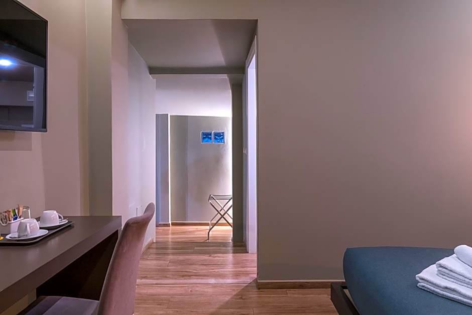 GOGO` Boutique Hotel
