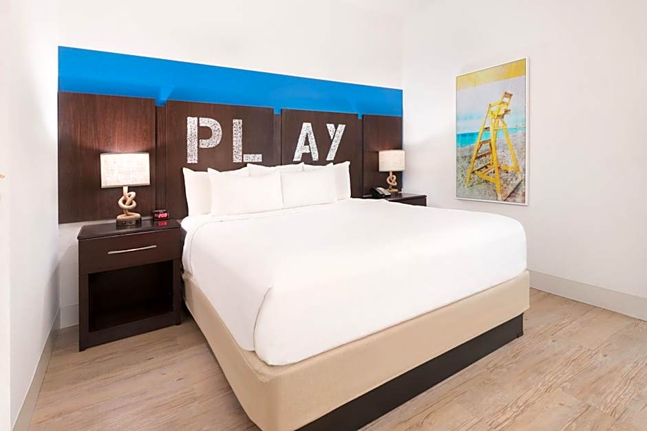 Sirata St. Pete Beach Resort, Tapestry Collection by Hilton photo 8