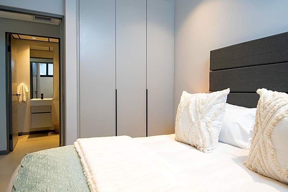 Luxury Bellagio 003 One Bed with Inverter