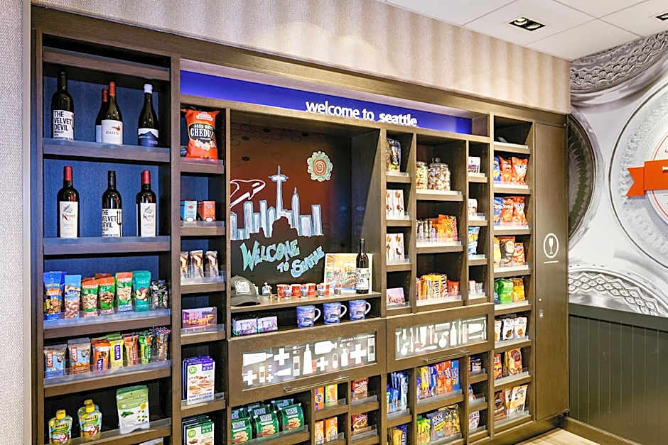 Hampton Inn & Suites Seattle/Northgate