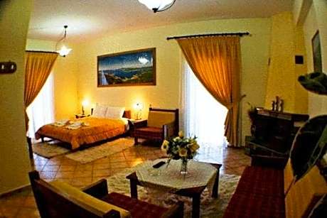 Suite with Lake View