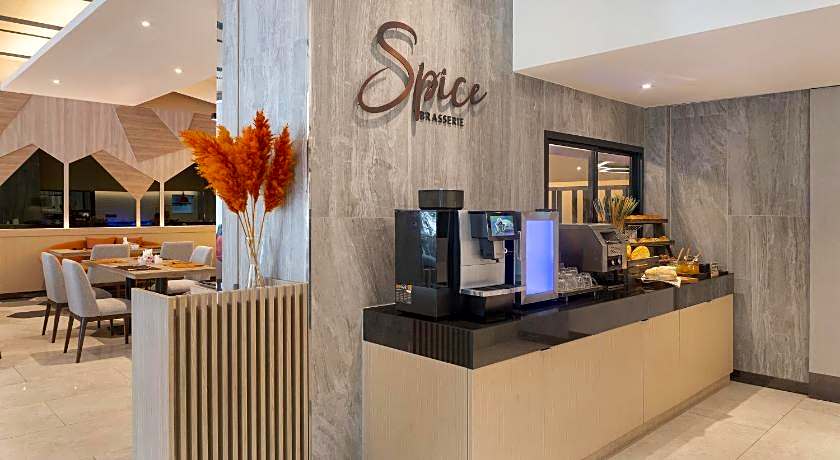 PARKROYAL Suites Bangkok