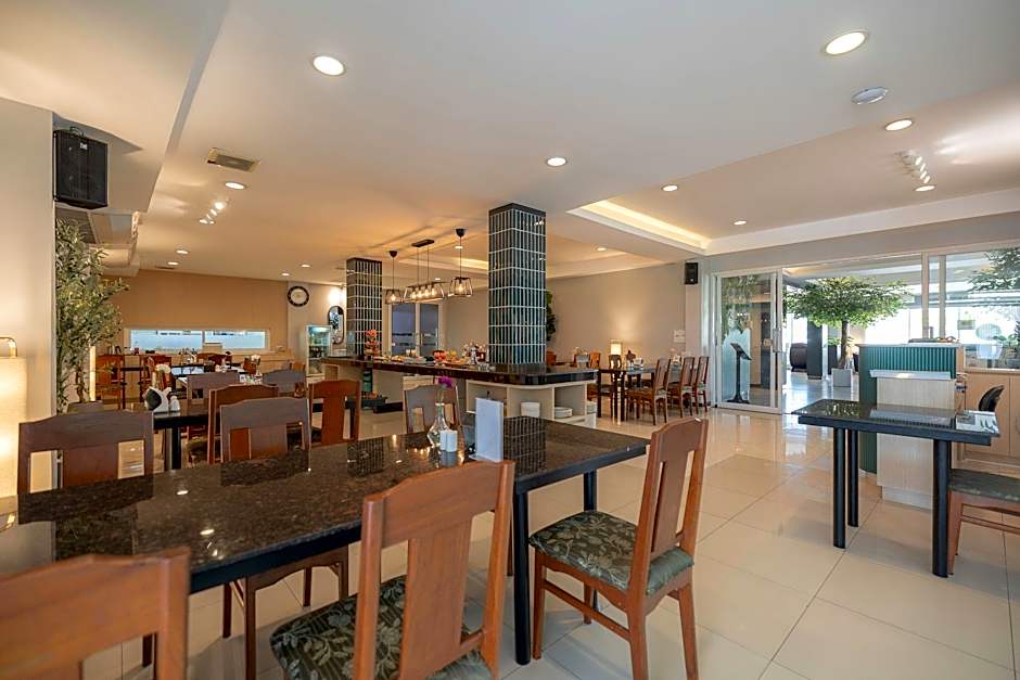 Golden Jade Suvarnabhumi Hotel