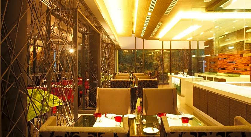 Z Through By The Zign Hotel