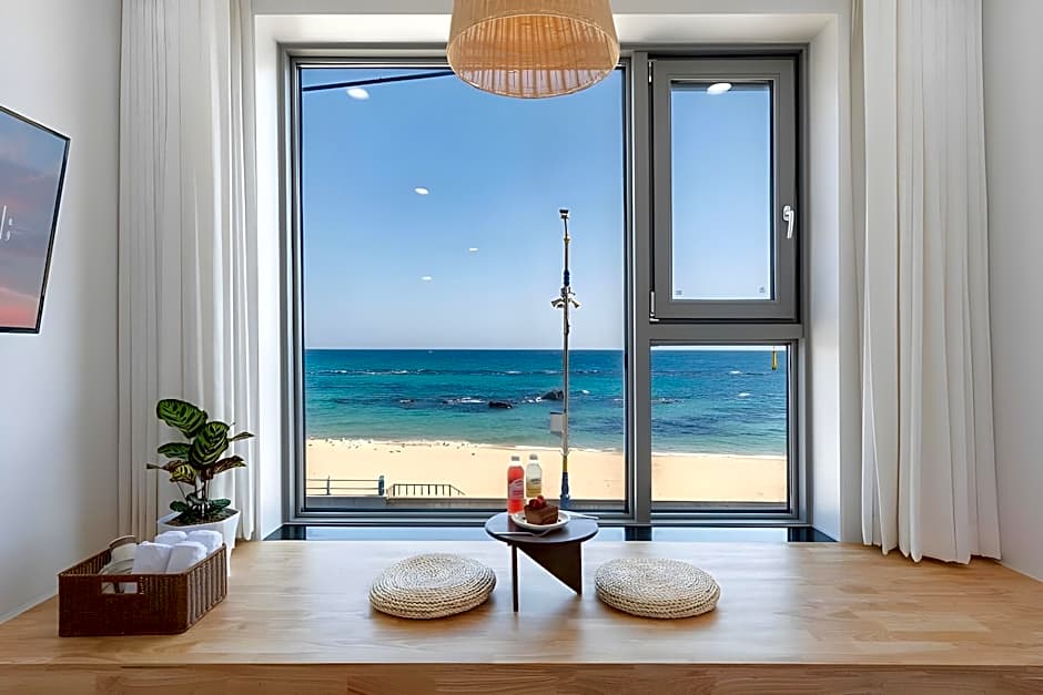 Photo 1 of 50 of Donghae Eodal Ocean Pension