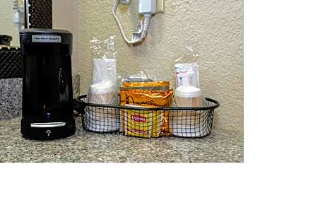 Deluxe Double Room with Two Double Beds - Poolside/Non-Smoking