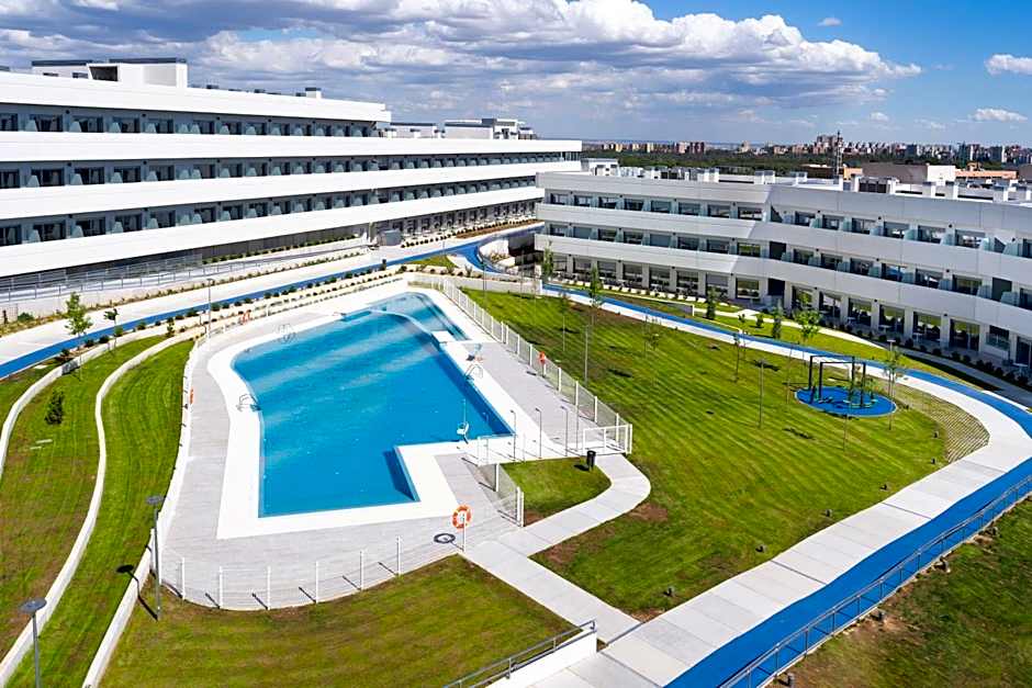 Student Experience Madrid Pozuelo - Luxury Hostel