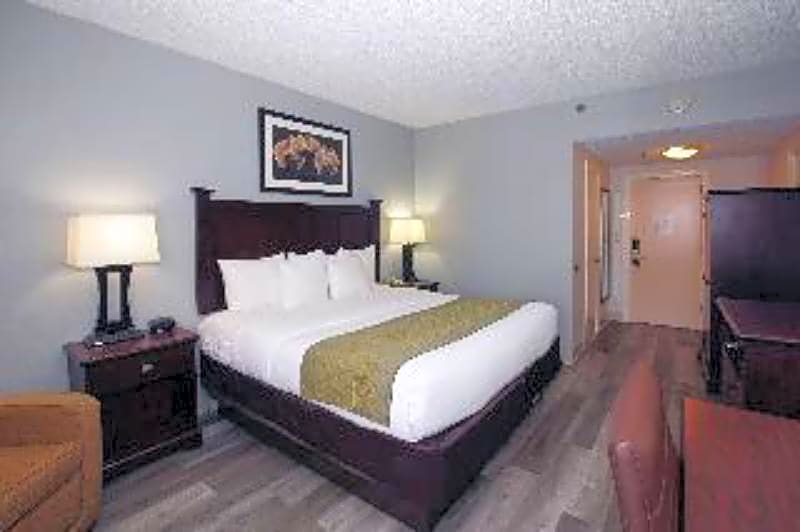 Best Western Paramus Hotel & Suites