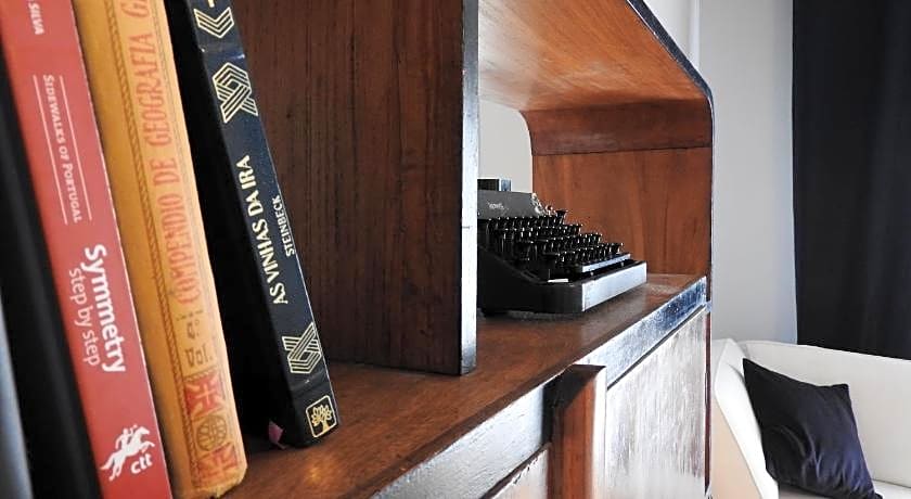 Lisbon Airport Hostel