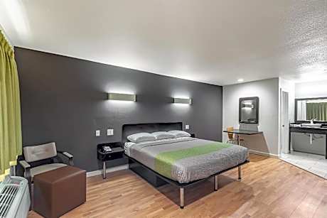 1 KB | Suite, Non-Smoking, Kitchen