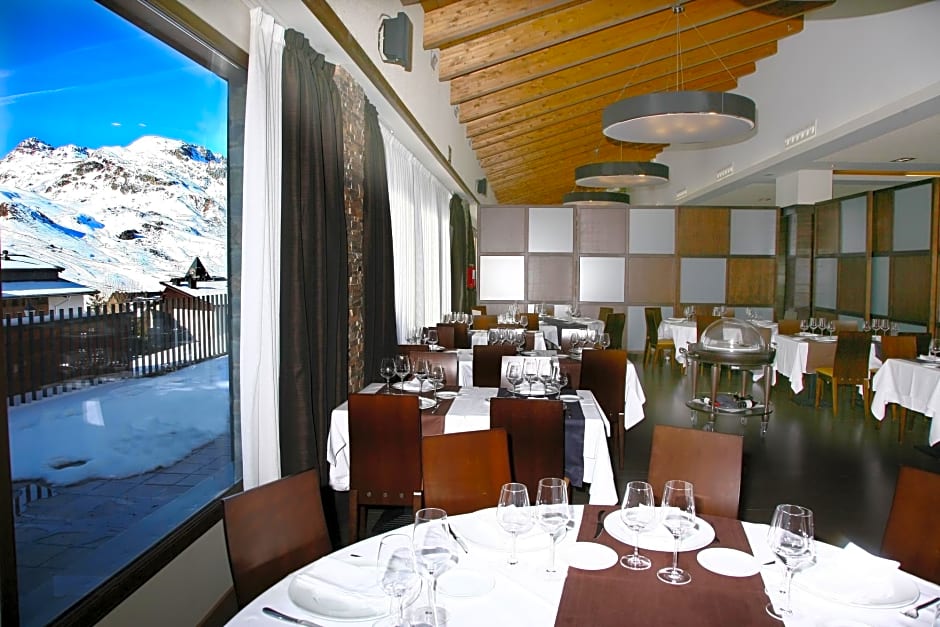 Fun Aragon Hills Hotel & Spa