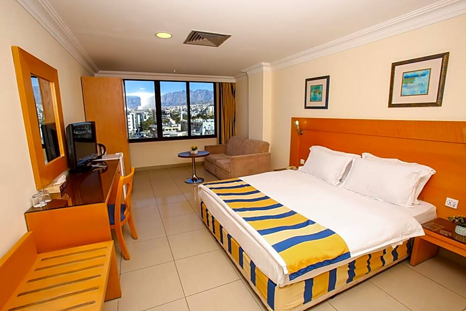 Mina Hotel