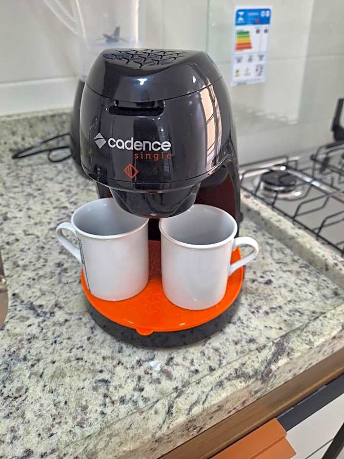 Apto moderno com varanda, piscina e academia