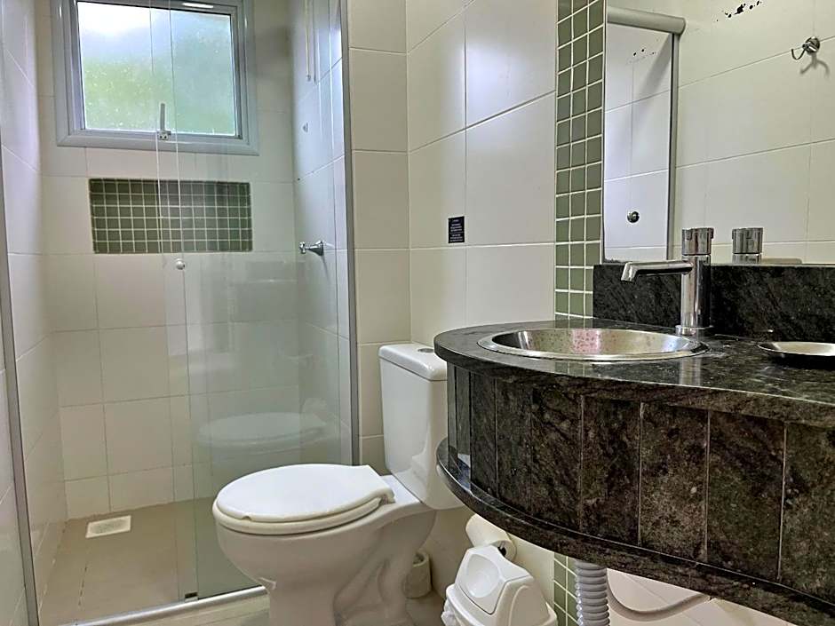 B119 - Apto para 06 pessoas perto do mar em Bombas