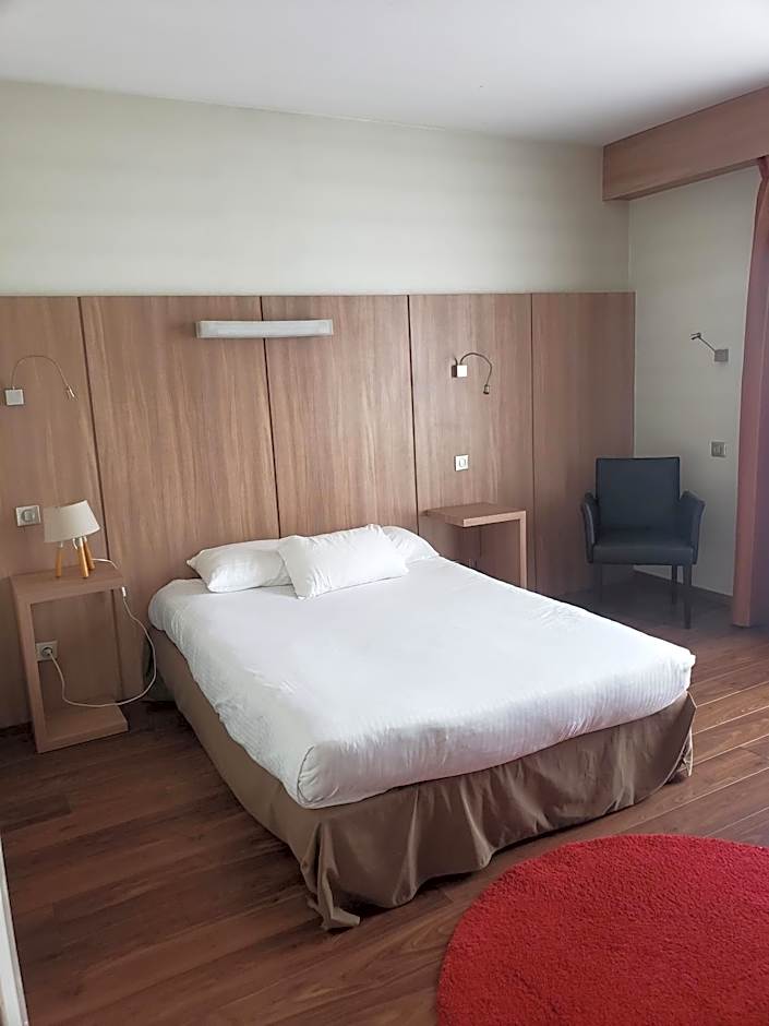 Kyriad Hotel Tours Centre