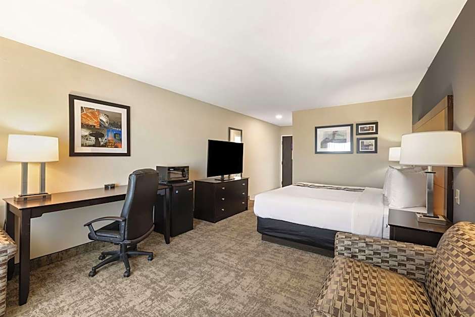 Best Western Inn And Suites-Midway Airport