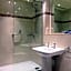 Macdonald Kilhey Court Hotel