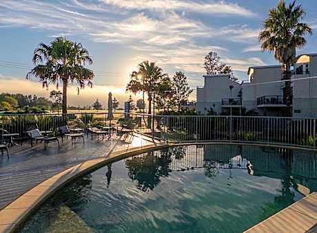 Corrigans Cove Apartment