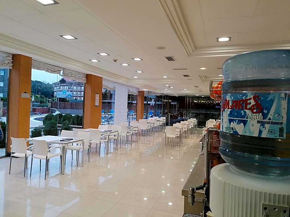 Hotel Marítimo Ris con garaje
