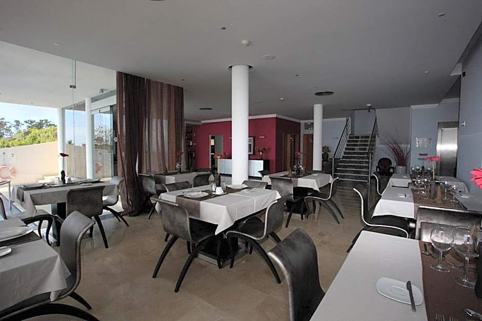 Hotel Apartamentos Baia Brava