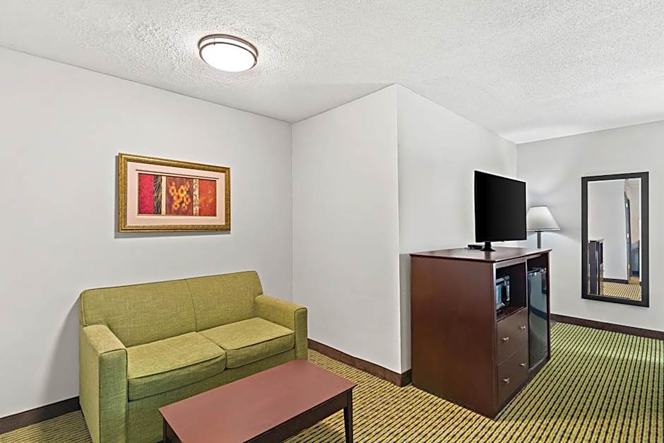 Quality Inn Dry Ridge