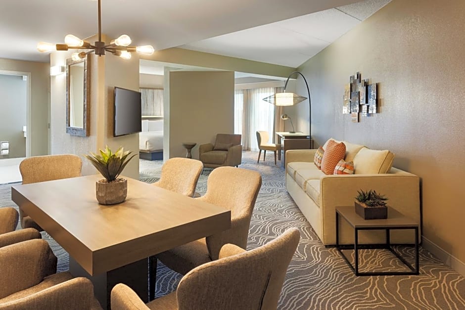 Marriott Savannah Riverfront