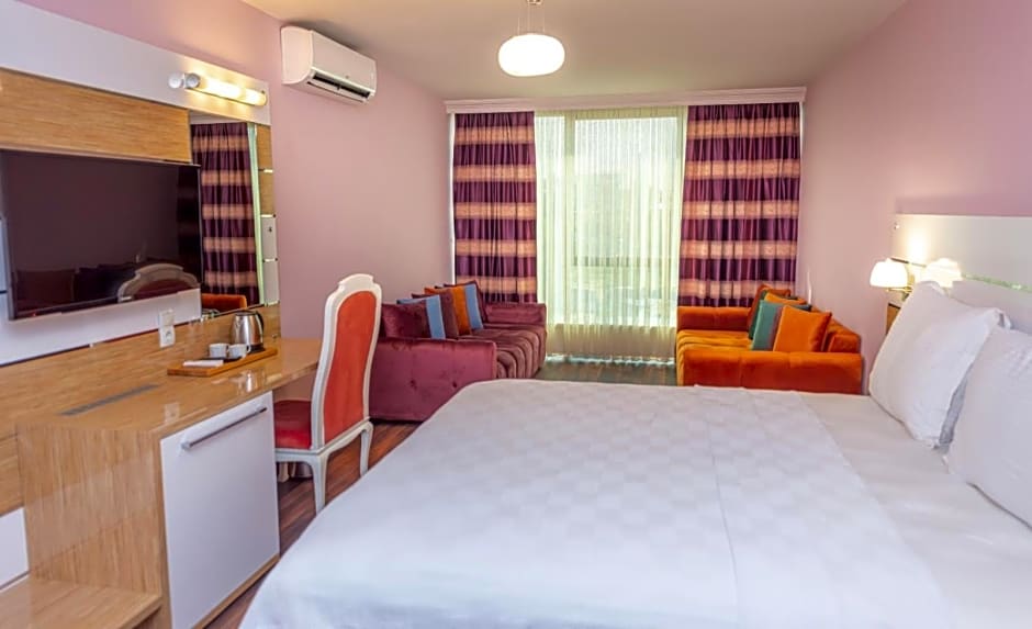 TOK EPİK HOTEL