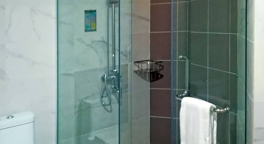 The Loft Plaza Hotel