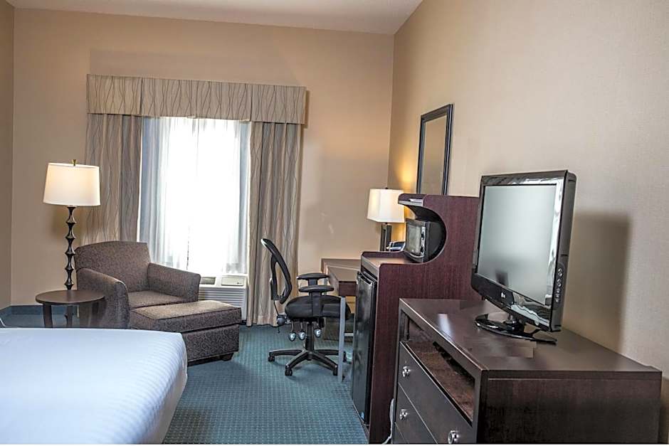 Holiday Inn Express Hotel & Suites - Novi By IHG