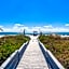 Sandy Bottoms Beachfront Studio On The Sand