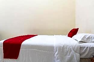 RedDoorz @ Pataruman Garut