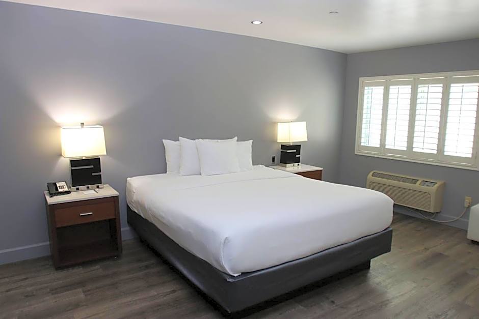 BLVD Hotel and Studios Universal-Hollywood, an Ascend Collection Hotel