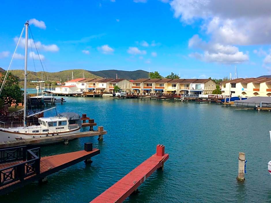 Antigua chiama Italia villas