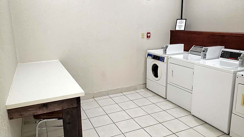 Holiday Inn Express Hotel and Suites Weslaco By IHG