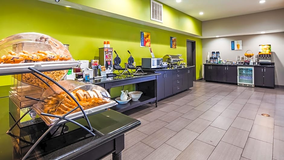 Ramada by Wyndham Burkburnett / Wichita Falls