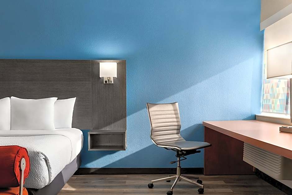 La Quinta Inn & Suites by Wyndham Chicago Tinley Park